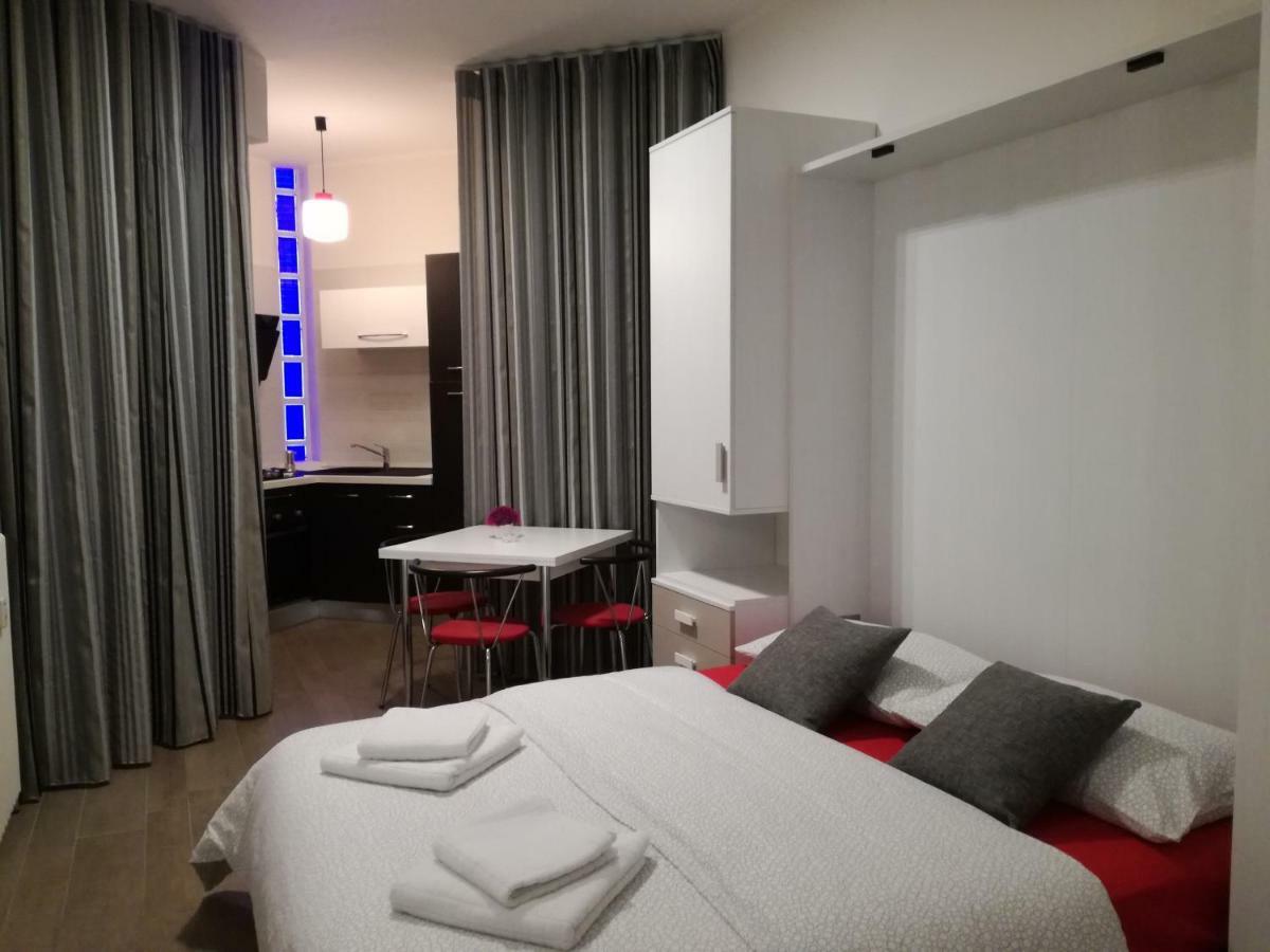 Metro Apartment Collegno Eksteriør bilde